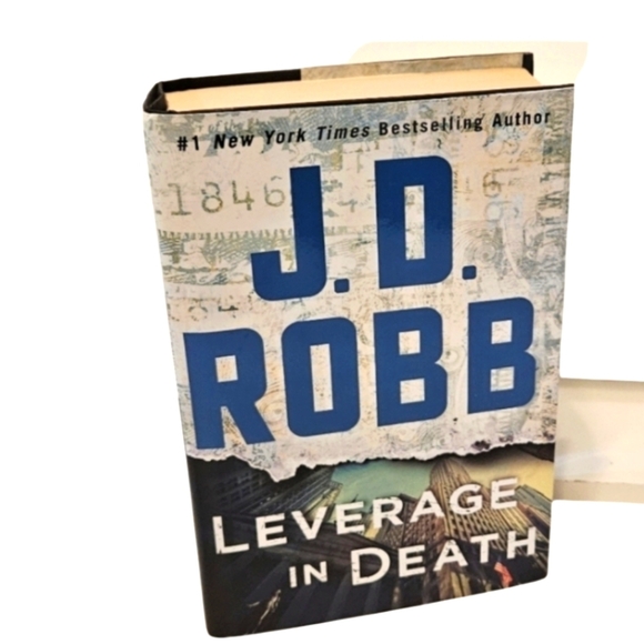 J.D. ROBB Leverage In Death Large Print Edition St. Martin's Press Bestselling - Picture 2 of 16
